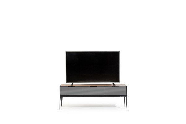 Mueble de sala con espejo y armarios negros y marrones