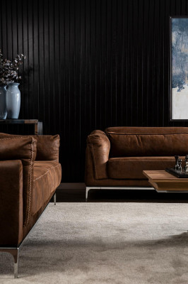 Sofá para tres personas con suave terciopelo marrón