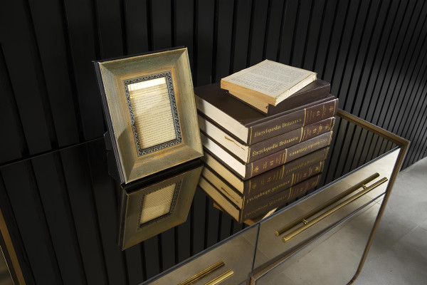 Juego de 6 sillas y mesa