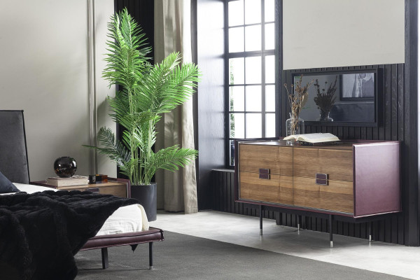 Cómoda móvil viola de madera de 141 cm con cuero