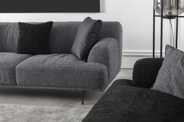 Sofá tapizado para cuatro personas 284 cm