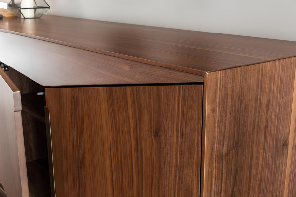 Conjunto de mesa de comedor, sillas y cómoda marrón de 9 piezas