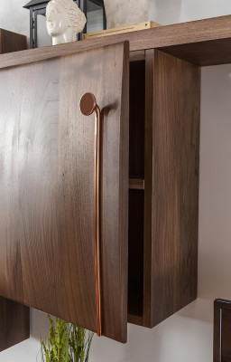 Mueble de TV móvil de madera marrón