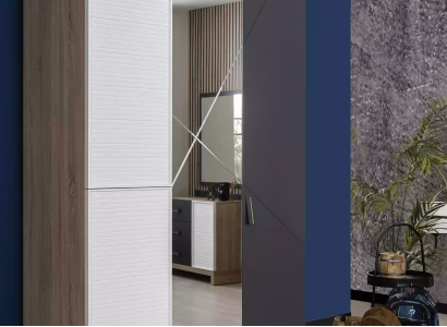 Armario con 3 puertas de madera gris con espejo para habitación infantil