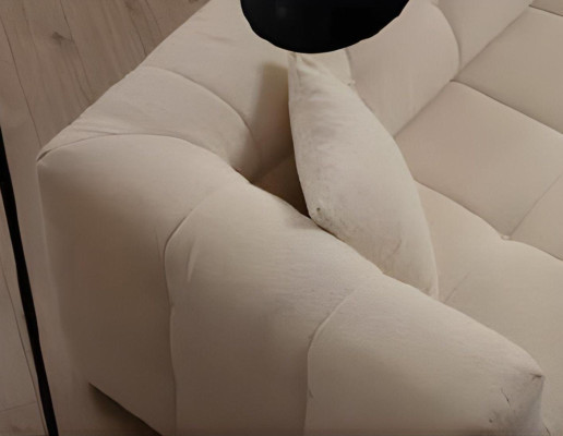Sofá esquinero elegante en L con set de puff moderno de 2 piezas