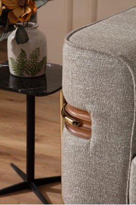 Sofá moderno de tres plazas diseño tejido