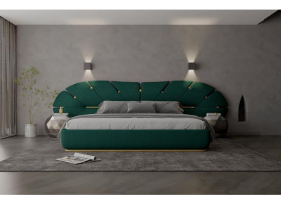 Cama verde lujosa con acentos dorados en forma de abanico para habitación moderna