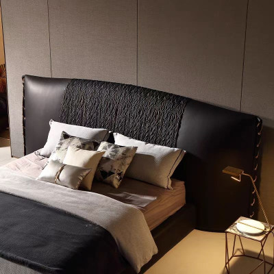 Cama moderna negra, tapizada, lujosa, exclusiva