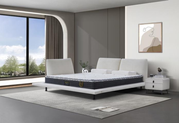 Cama boxspring moderna con cabecero blanco minimalista