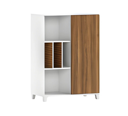 Moderno armario de madera blanca con estantes abiertos y puertas elegantes