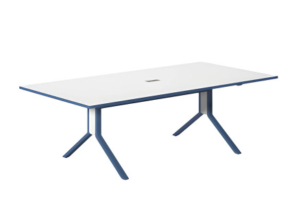 Mesa de conferencia moderna con superficie blanca y elegante diseño azul
