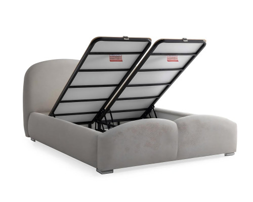 Cama moderna blanca con colchón de textil y madera