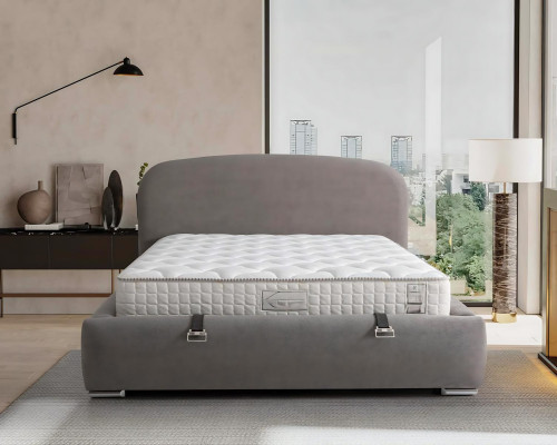 Cama gris elegante con colchón de textil y madera