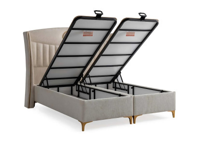 Cama elegante con colchón en beige de textil y madera