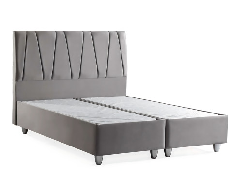 Cama gris elegante con colchón en estilo moderno