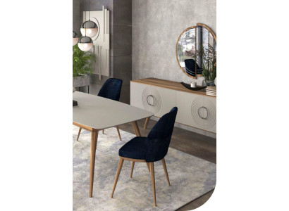 Silla de comedor azul de lujo. Muebles de cocina modernos. Muebles de madera de diseñador.