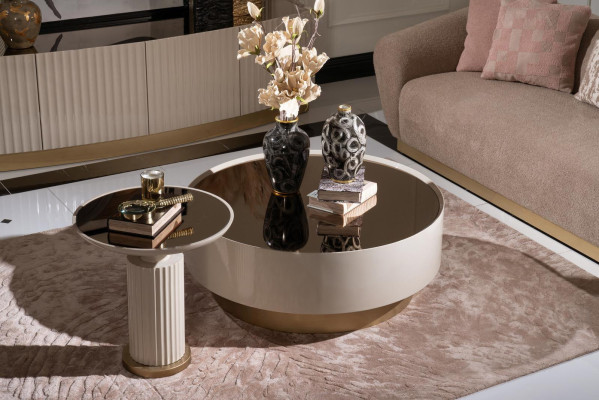 Mesa de centro completa de lujo en color beige