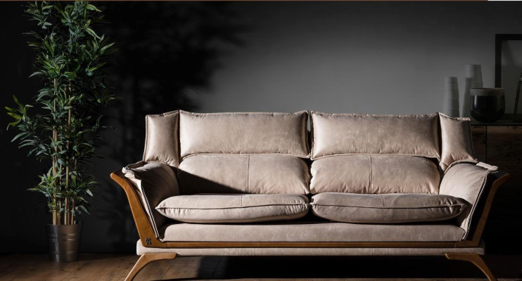 Beiger sofá de lujo de 3 plazas Tapizados en cuero Muebles de diseño para la sala de estar.