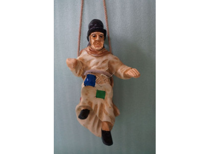 Diseño de la estatua de figura de bruja Baba Yaga columpio escultura figuras esculturas estatuas.