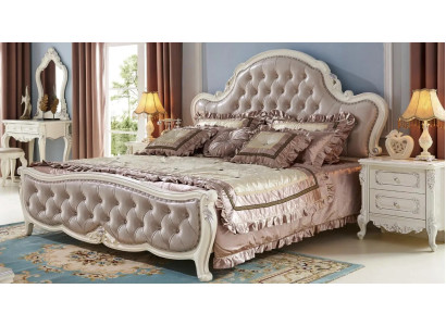 Conjunto de dormitorio clásico Chesterfield de madera con elementos de cuero.