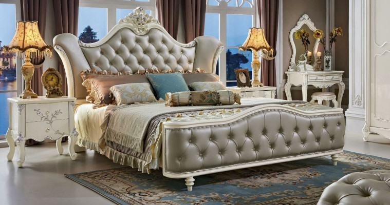 Juego de dormitorio de diseño de 6 piezas. Cama barroca, mesita de noche, armario de madera maciza.