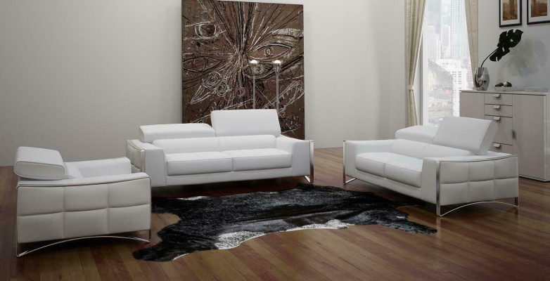 Sofá de cuero multifuncional con cojines de asiento para sala de estar.