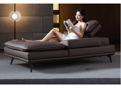 Muebles de salón para sala de estar, diseño moderno, sofá de cuero marrón con chaise longue.