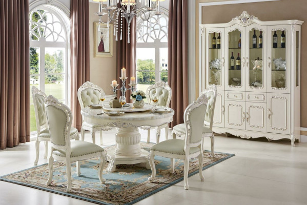 Clásico sillón Chesterfield de diseñador de una plaza para sala de estar tapizado en cuero.