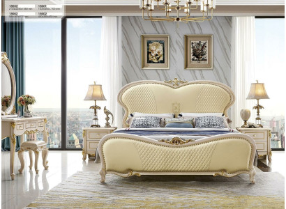 Clásico conjunto de dormitorio de tres piezas con cama y dos mesitas de noche de madera maciza de lujo.