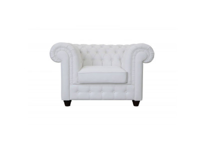 Sillón Chesterfield blanco elegante: El encanto de lo clásico en un estilo moderno.