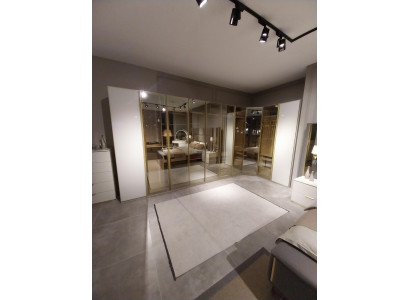 Armario de ropa Armario de madera Armario Dormitorio Lujo Armarios Nuevo