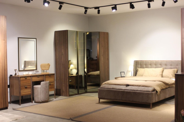 Mueble de lujo para tocador con espejo marrón diseño nuevo para dormitorio.