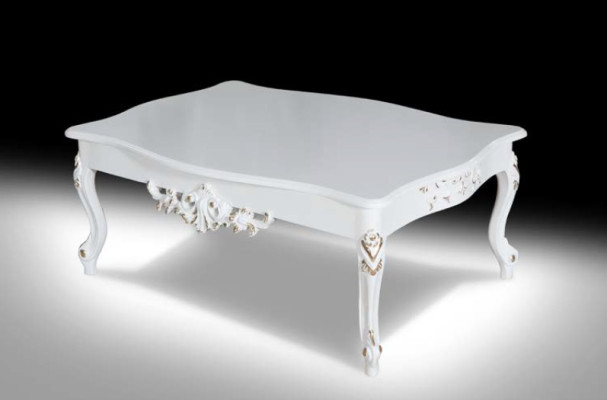 Lujo juego de sofás para la sala de estar en estilo clásico en color blanco.