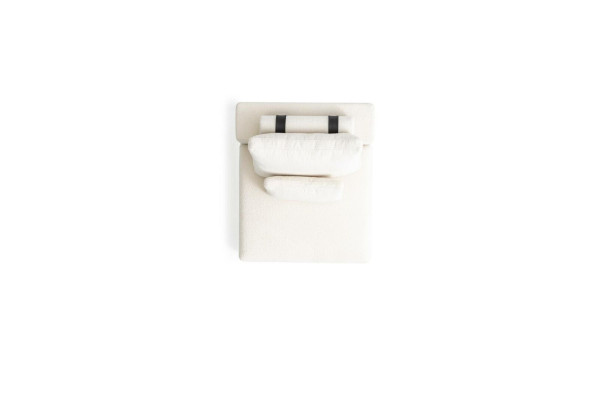 Sofás de lujo de tela de seis plazas blancos para la sala de estar. Grupo de asientos moderno.
