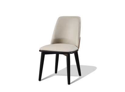 Juego de sillas de comedor modernas con tapizado de asiento de cuero y madera.