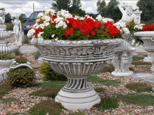 Maceta de flores. Macetas para plantar. Decoración. Figura. Naturaleza. Jarrones. Macetas. Jardín.