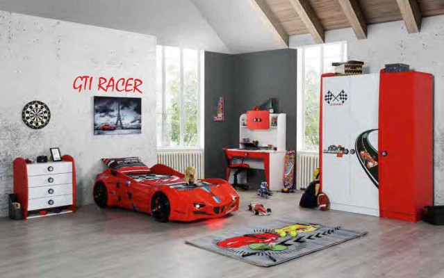 Escritorio con estantes. Muebles de diseñador moderno para habitación juvenil e infantil de lujo.