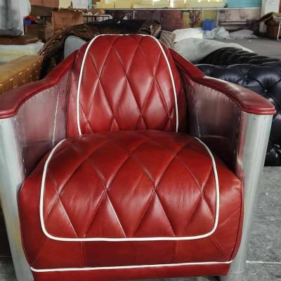 Silla de avión vintage de cuero rojo auténtico diseño de sillón retro sillón de diseño de club