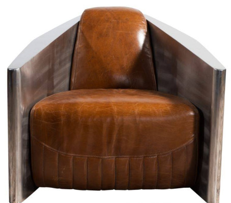 Silla de cuero vintage marrón de diseño retro de piel auténtica.