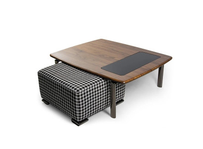 Diseño completo de mesa de centro moderna con taburete para amueblar el salón.