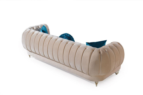 Conjunto de sofás beige de lujo de 3+2+1 plazas en estilo elegante.
