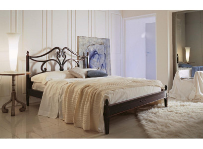 Estructura de cama Cama doble Camas de lujo Marco de cama de madera Marrón Diseño Clásico Nuevo
