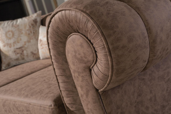 Sofá Chesterfield marrón elegante de dos plazas, diseñador de 2 plazas.