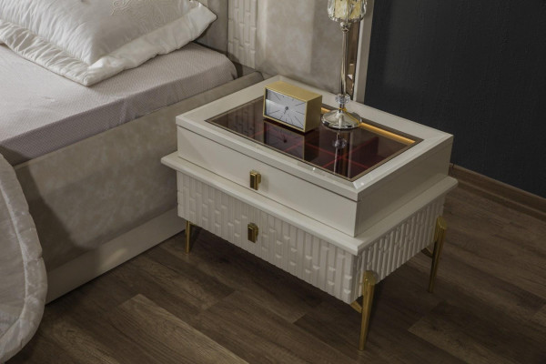 Conjunto de dormitorio cama doble de madera beige con tela de 3 piezas.