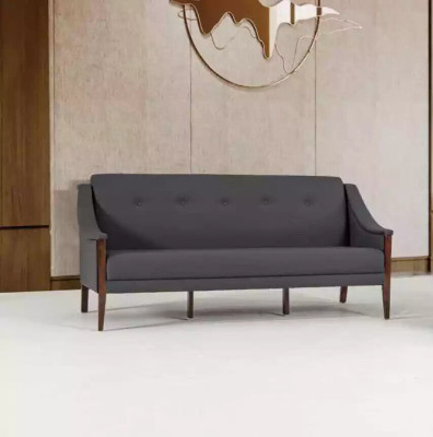 Sofá de diseñador de tres plazas en gris oscuro para mobiliario tapizado de oficina.