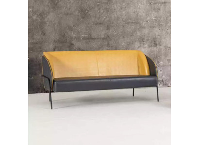Sofá de cuero sintético moderno de 3 plazas para la sala de estar, con tapizado textil y diseño de muebles.
