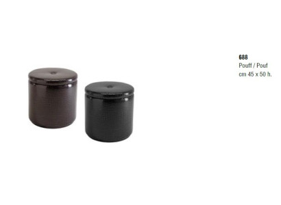 Puf diseño Bizzotto Muebles italianos Muebles de sala Tapizado