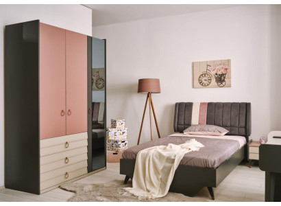 Juego de dormitorio cama mesita de noche armario moderno conjunto de lujo Setra.