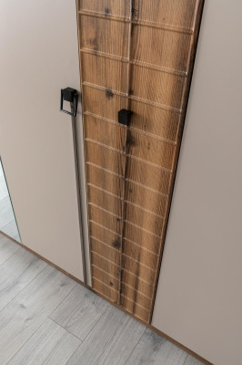 Armario beige para dormitorio Diseñador de armarios Armarios de madera de lujo