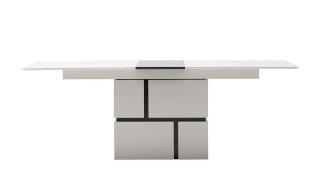 Mesa de comedor blanca Mesa de comedor de lujo extensible de madera nueva.